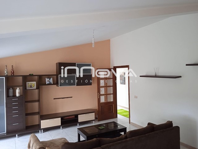 ALQUILER PISO  DE 4 HABITACIONES EN MORAÑA 