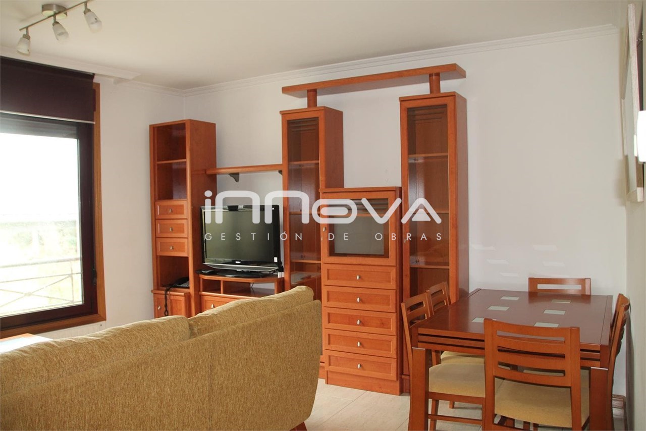 Foto 1 Apartamento de 2 dormitorios en Rosalia de Castro