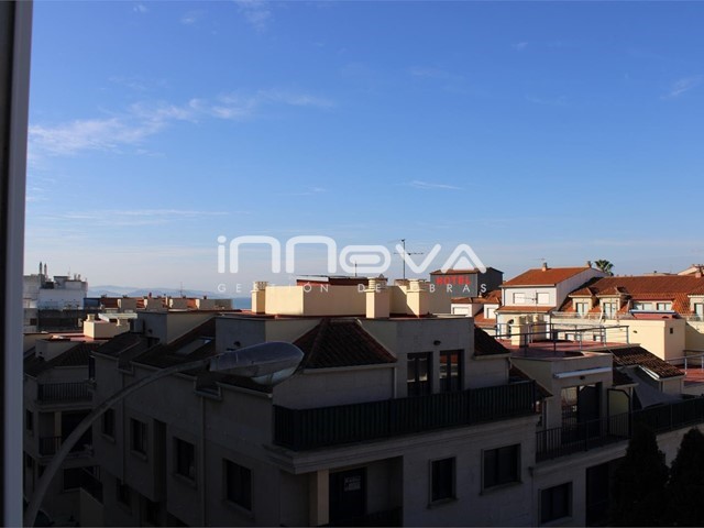 APARTAMENTO EN EL CENTRO DE SANXENXO