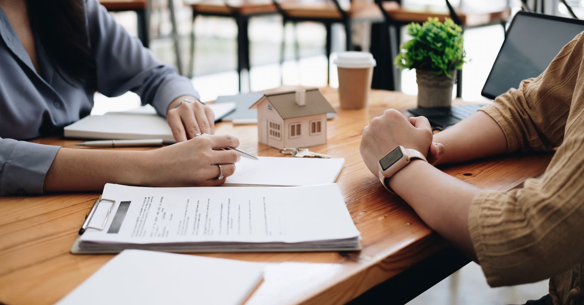 Alquilar, comprar o vender una vivienda en Pontevedra